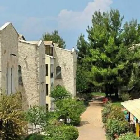 Hotel Lesse