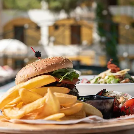 Lesse Hotel Chalkidiki