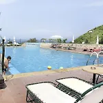 Lesse Hotel 4*