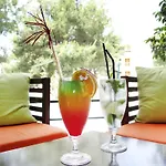 Lesse 4*
