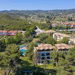 Hotel Lesse Hanioti