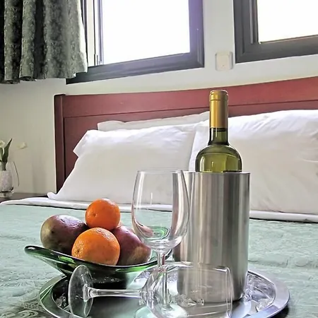 Hotel Lesse