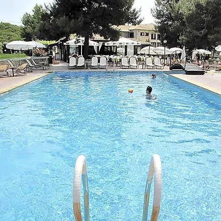 Lesse Hotel 4*