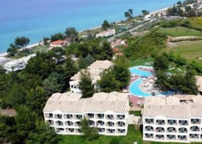 Hotel Lesse Hanioti