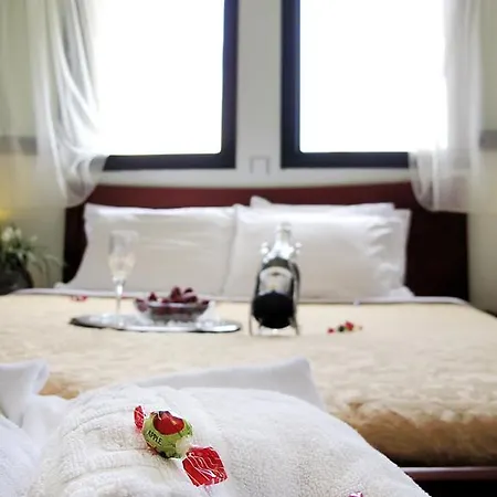 Lesse Hotel 4*